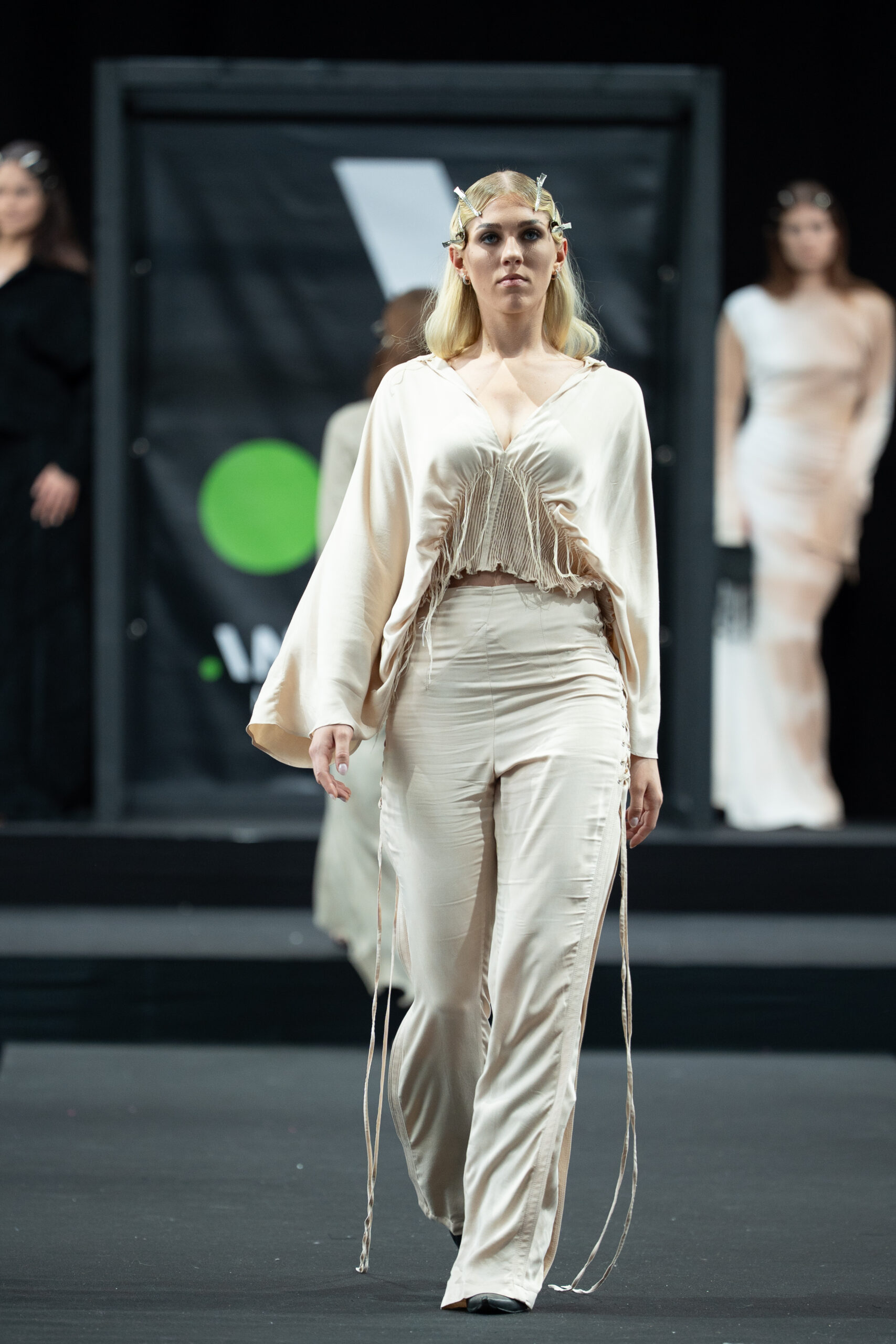 KAIRI GETMAN KORALL PLUUS - Image 6